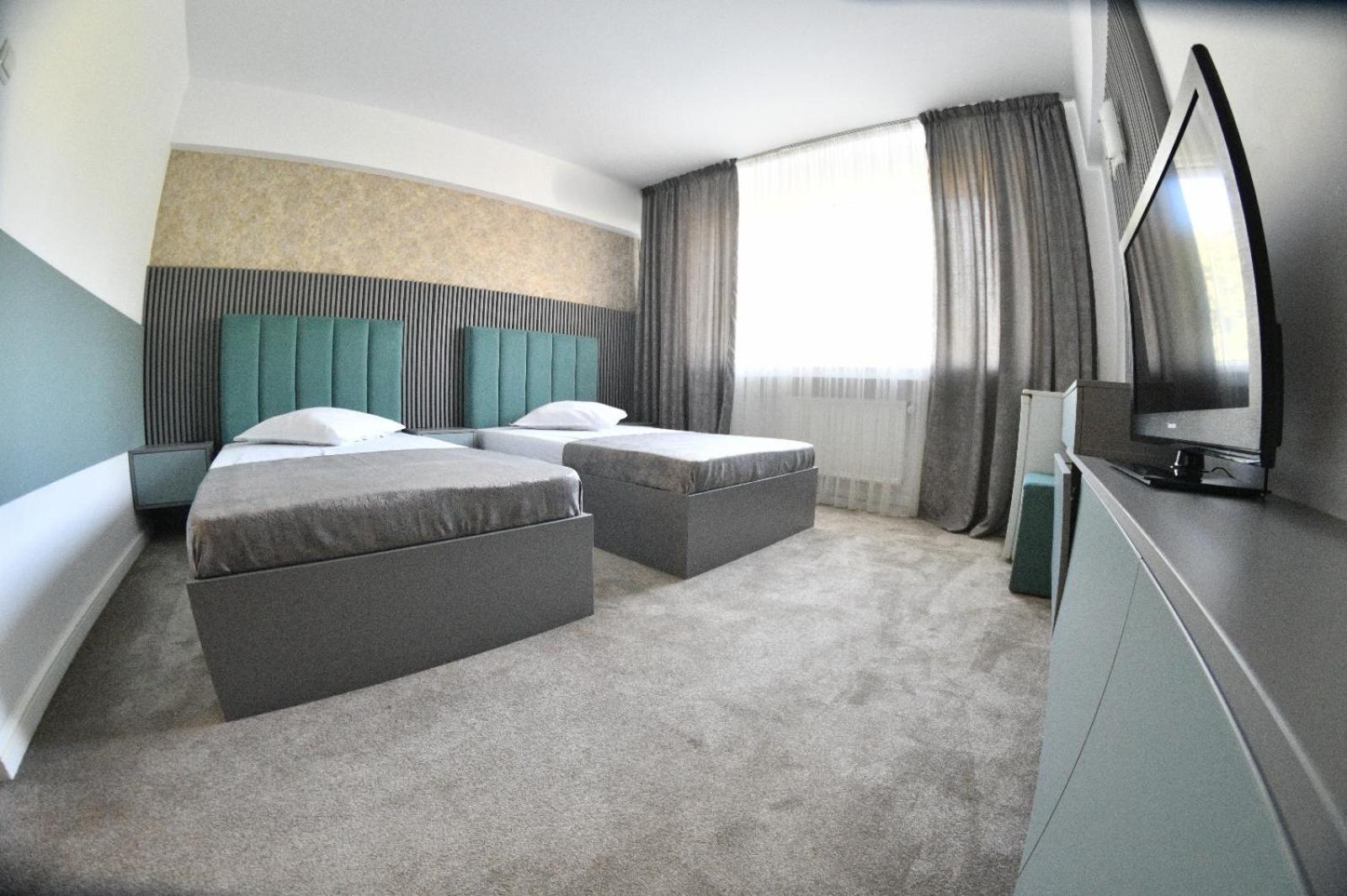 Hotel Parc Craiova Dış mekan fotoğraf