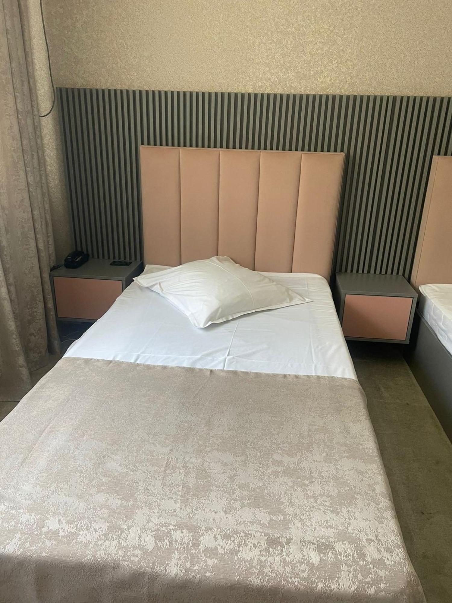 Hotel Parc Craiova Dış mekan fotoğraf