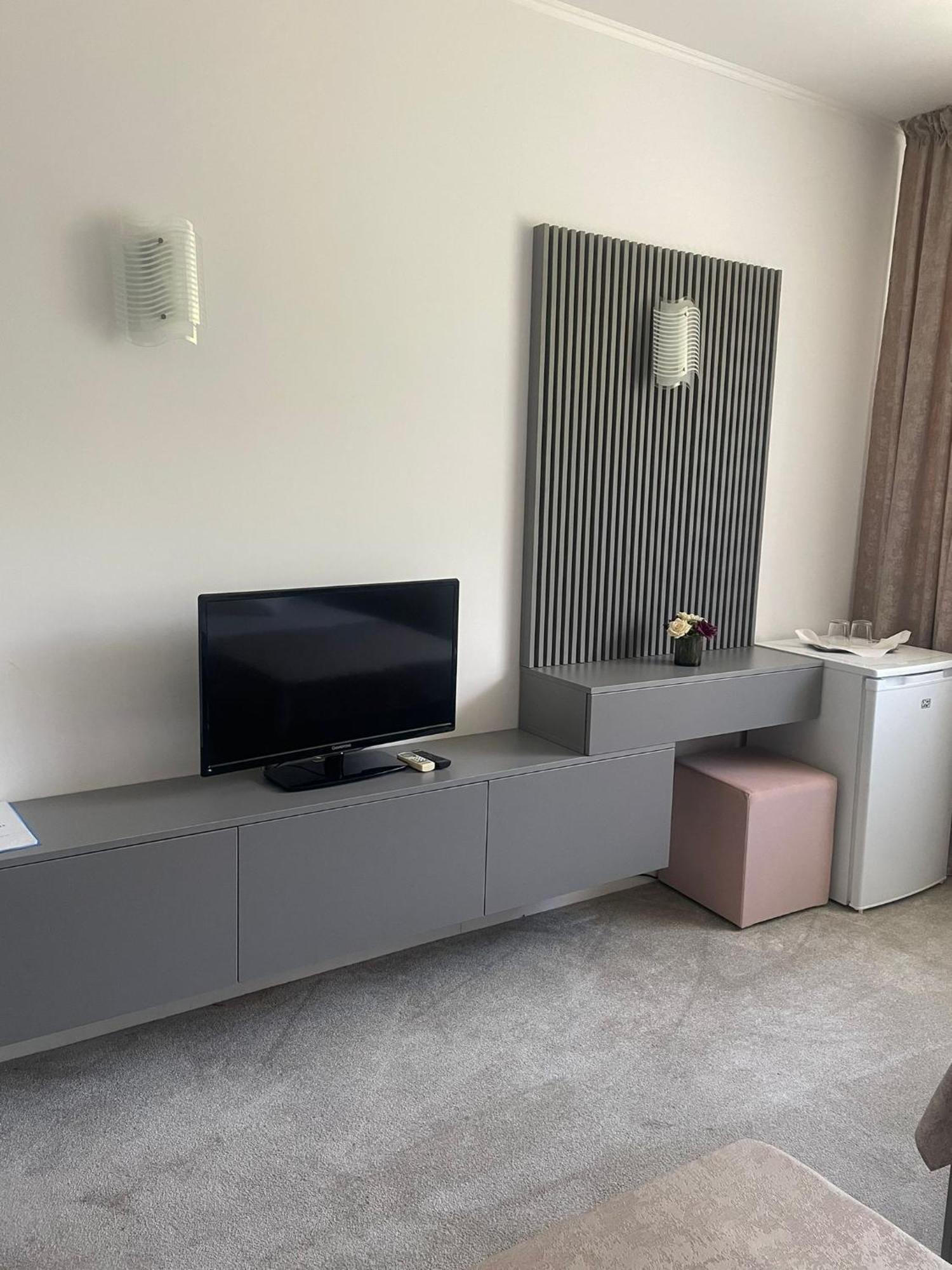 Hotel Parc Craiova Dış mekan fotoğraf