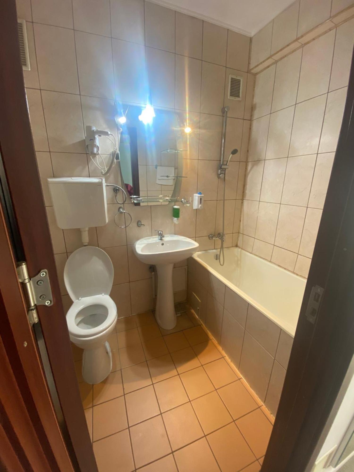 Hotel Parc Craiova Dış mekan fotoğraf